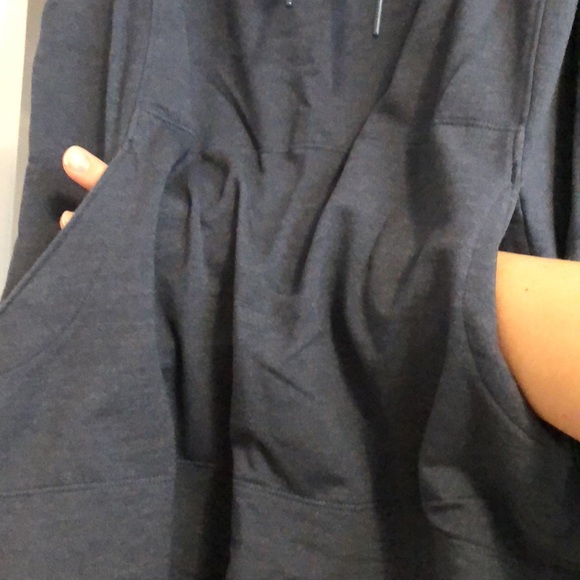 sleeveless hoodie dress - Picture 3 of 9